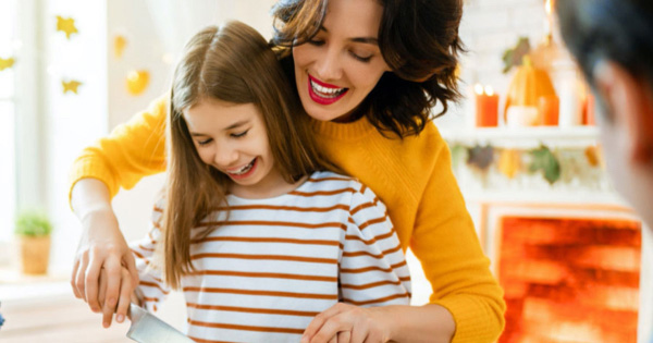 5 tips to keep your teeth healthy over the holidays | Delta Dental